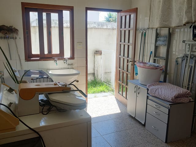 Casa com 1250m² 3 quartos e 4 banheiros, à venda, no bairro Centro em Tremembé