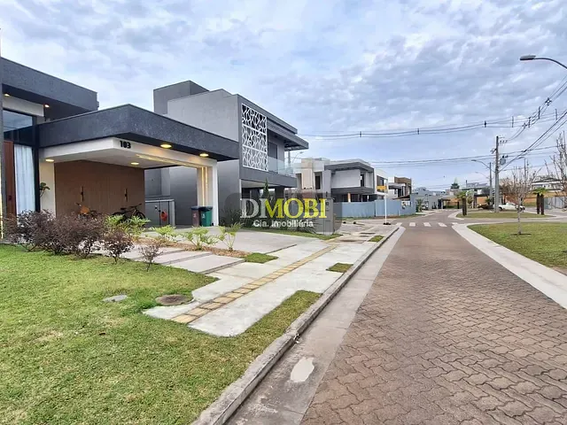 Casa com 290m² 3 quartos e 3 banheiros, à venda, no bairro São Vicente em Gravataí