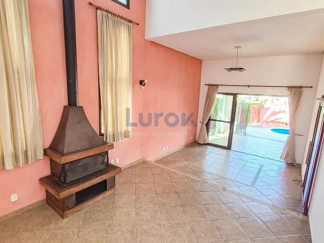 Casa com 360m² 4 quartos e 6 banheiros, à venda ou para alugar, no bairro Santa Cruz em Valinhos