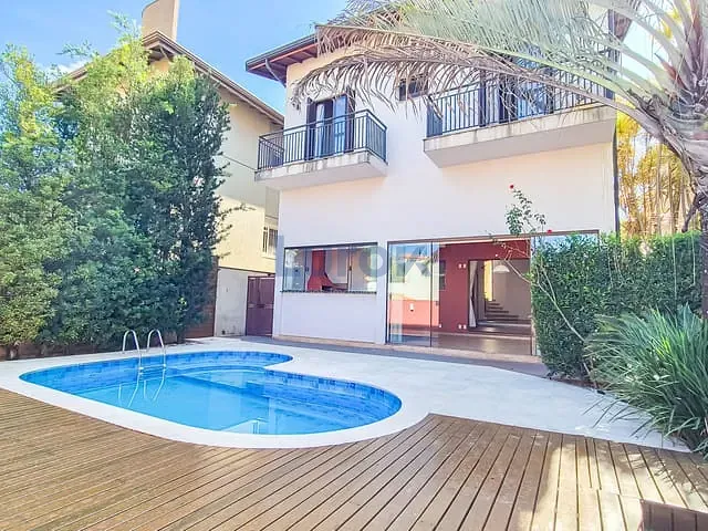 Casa com 360m² 4 quartos e 6 banheiros, à venda ou para alugar, no bairro Santa Cruz em Valinhos