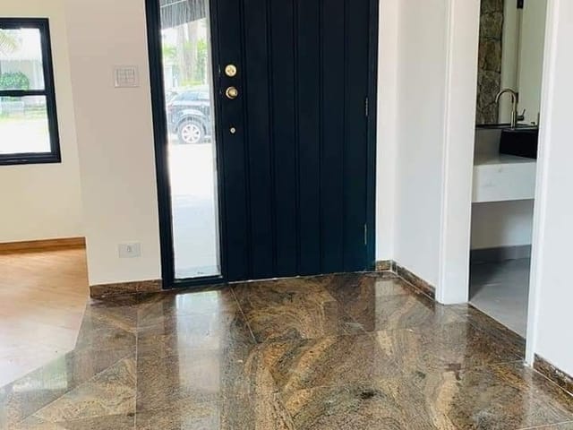 Casa com 360m² 4 quartos e 6 banheiros, à venda ou para alugar, no bairro Alphaville em Santana de Parnaíba