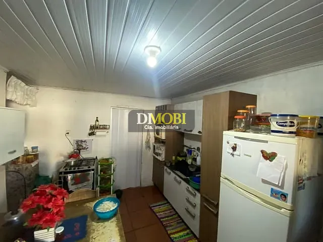 Casa com 300m² 2 quartos e 1 banheiro, à venda, no bairro São Vicente em Gravataí