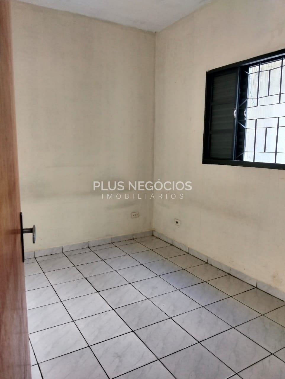 Casa para alugar com 2 quartos, 46m² - Foto 17