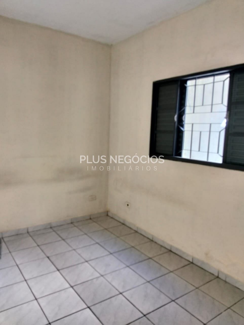 Casa para alugar com 2 quartos, 46m² - Foto 19