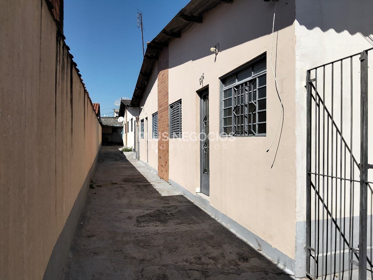 Casa para alugar com 2 quartos, 46m² - Foto 5