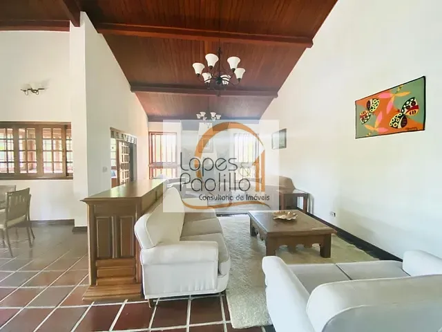 Casa com 3226m² 4 quartos e 4 banheiros, à venda, no bairro Loanda em Atibaia
