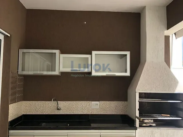 Casa com 307m² 3 quartos e 3 banheiros, para alugar, no bairro Loteamento Residencial Santa Gertrudes em Valinhos