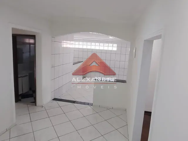 Casa com 199m² 3 quartos e 3 banheiros, à venda, no bairro Jardim Ismênia em São José dos Campos