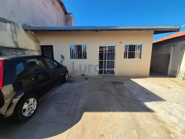 Casa com 190m² 3 quartos e 2 banheiros, à venda, no bairro São Marcos em Valinhos