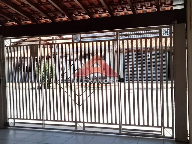 Casa com 125m² 2 quartos e 1 banheiro, à venda, no bairro Jardim Del Rey em São José dos Campos