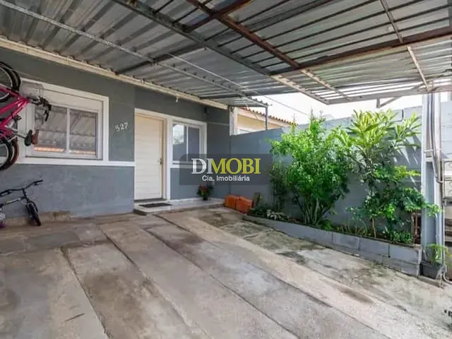 Casa com 70m² 2 quartos e 1 banheiro, à venda, no bairro Jardim Betânia em Cachoeirinha