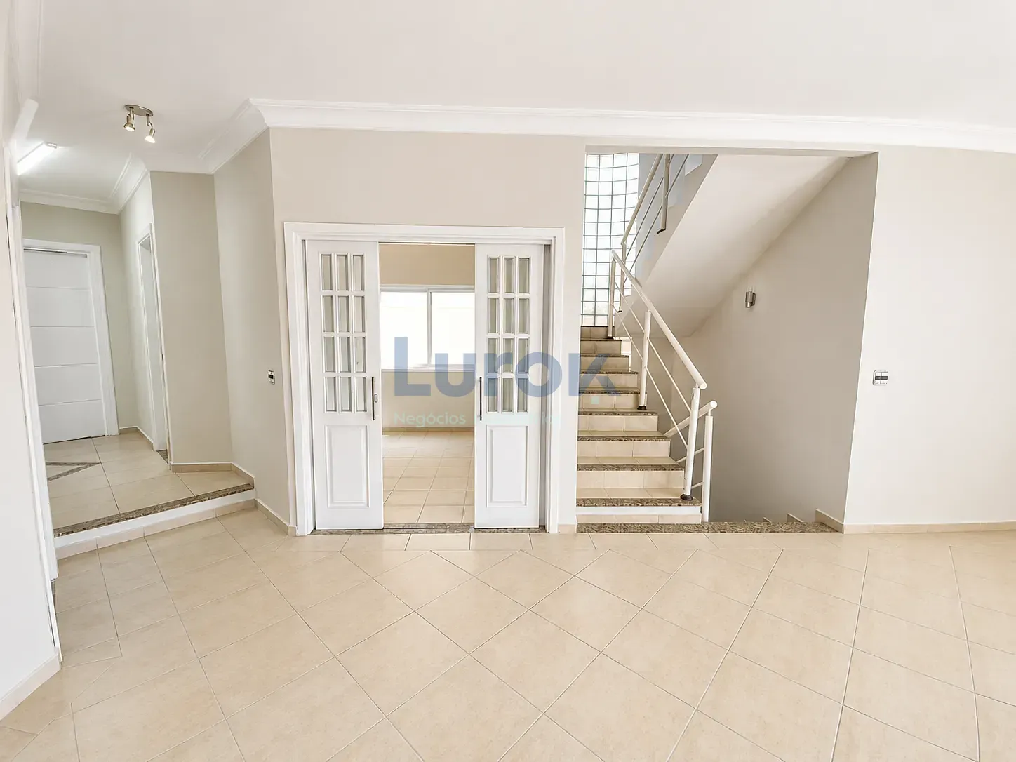 Casa, 3 quartos, 234 m² - Foto 6