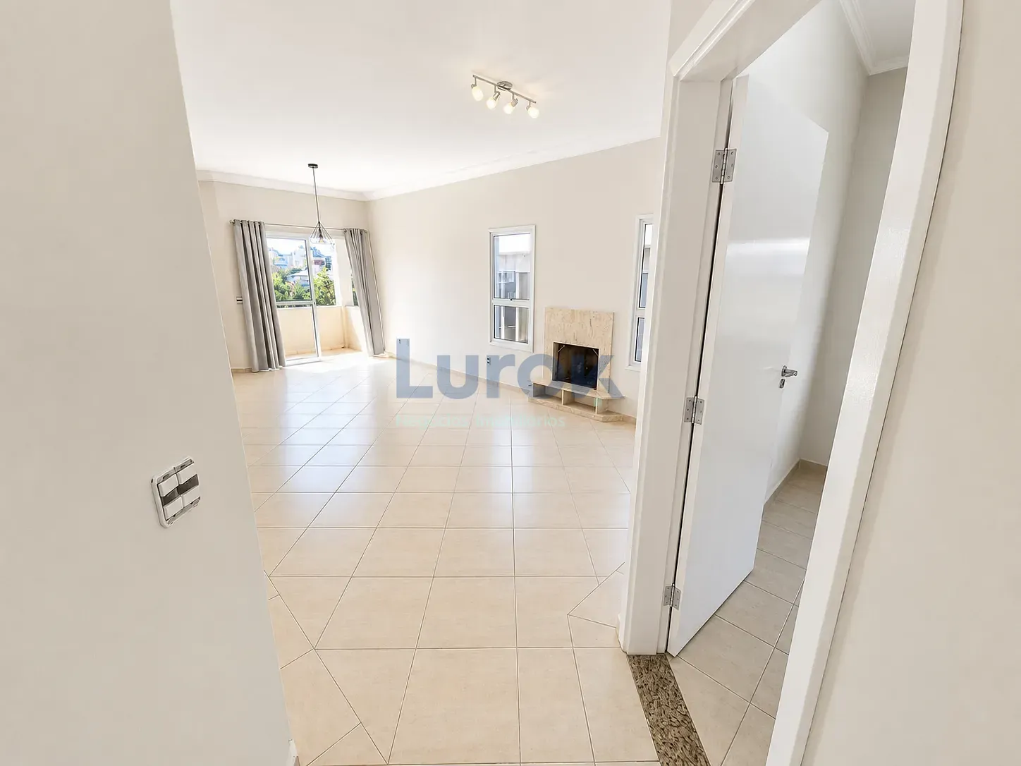 Casa, 3 quartos, 234 m² - Foto 8