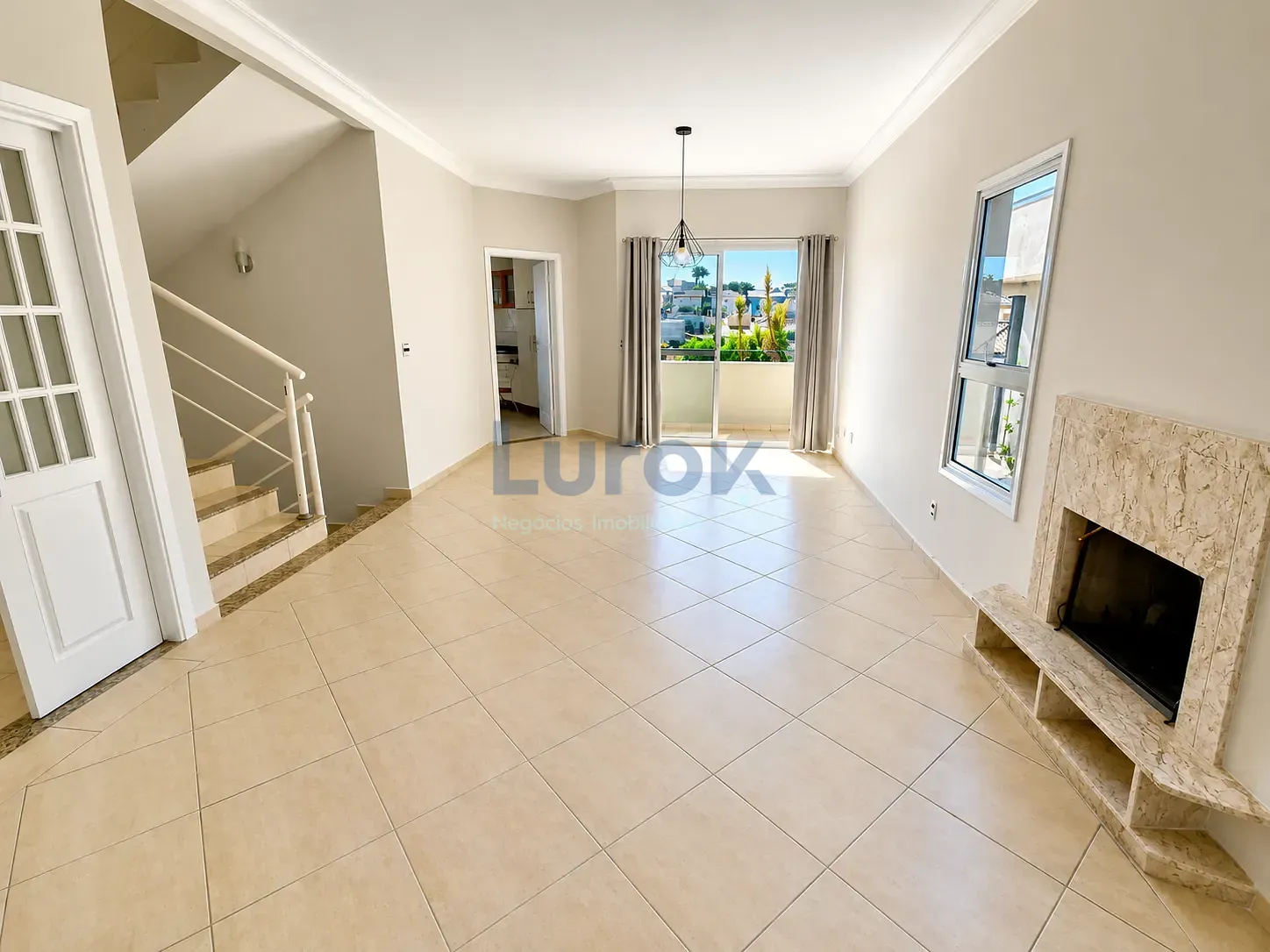 Casa, 3 quartos, 234 m² - Foto 9