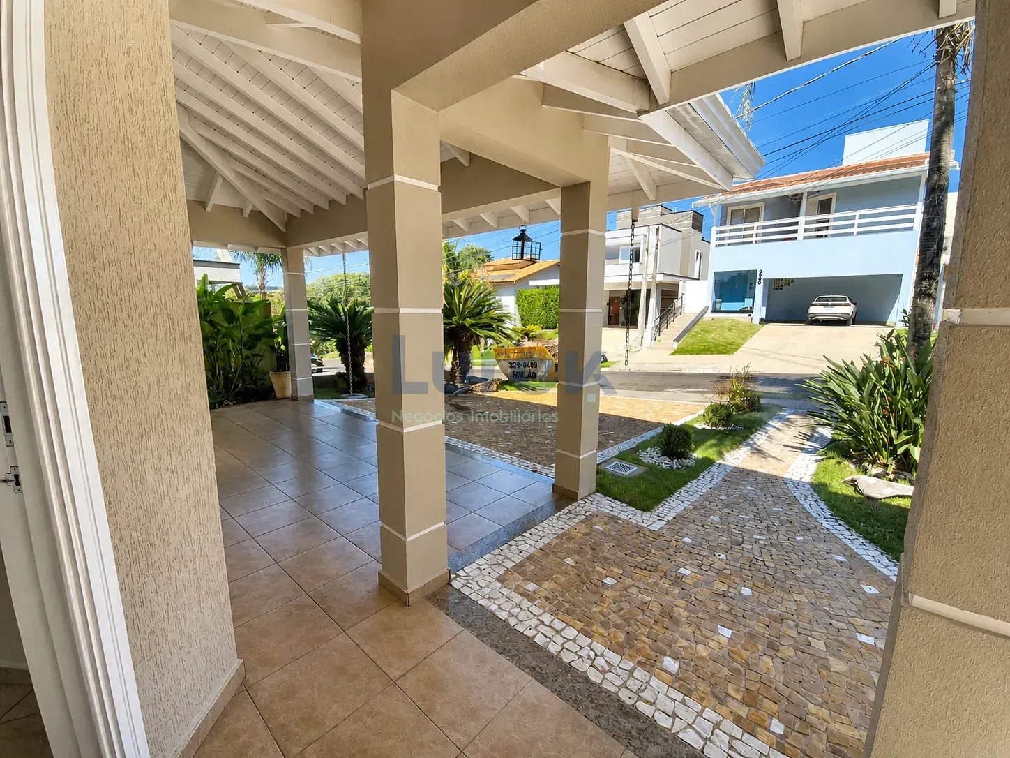 Casa, 3 quartos, 234 m² - Foto 2