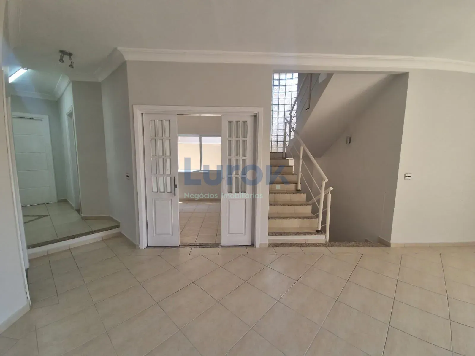 Casa, 3 quartos, 234 m² - Foto 6