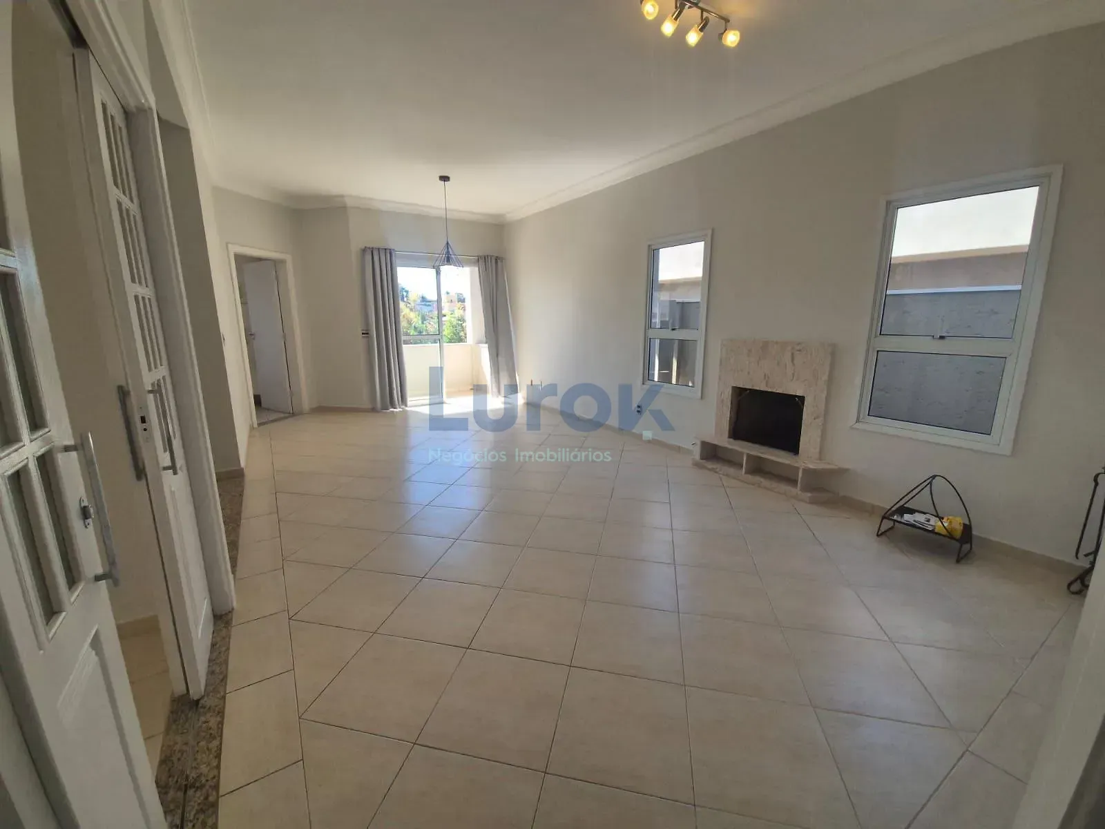 Casa, 3 quartos, 234 m² - Foto 11