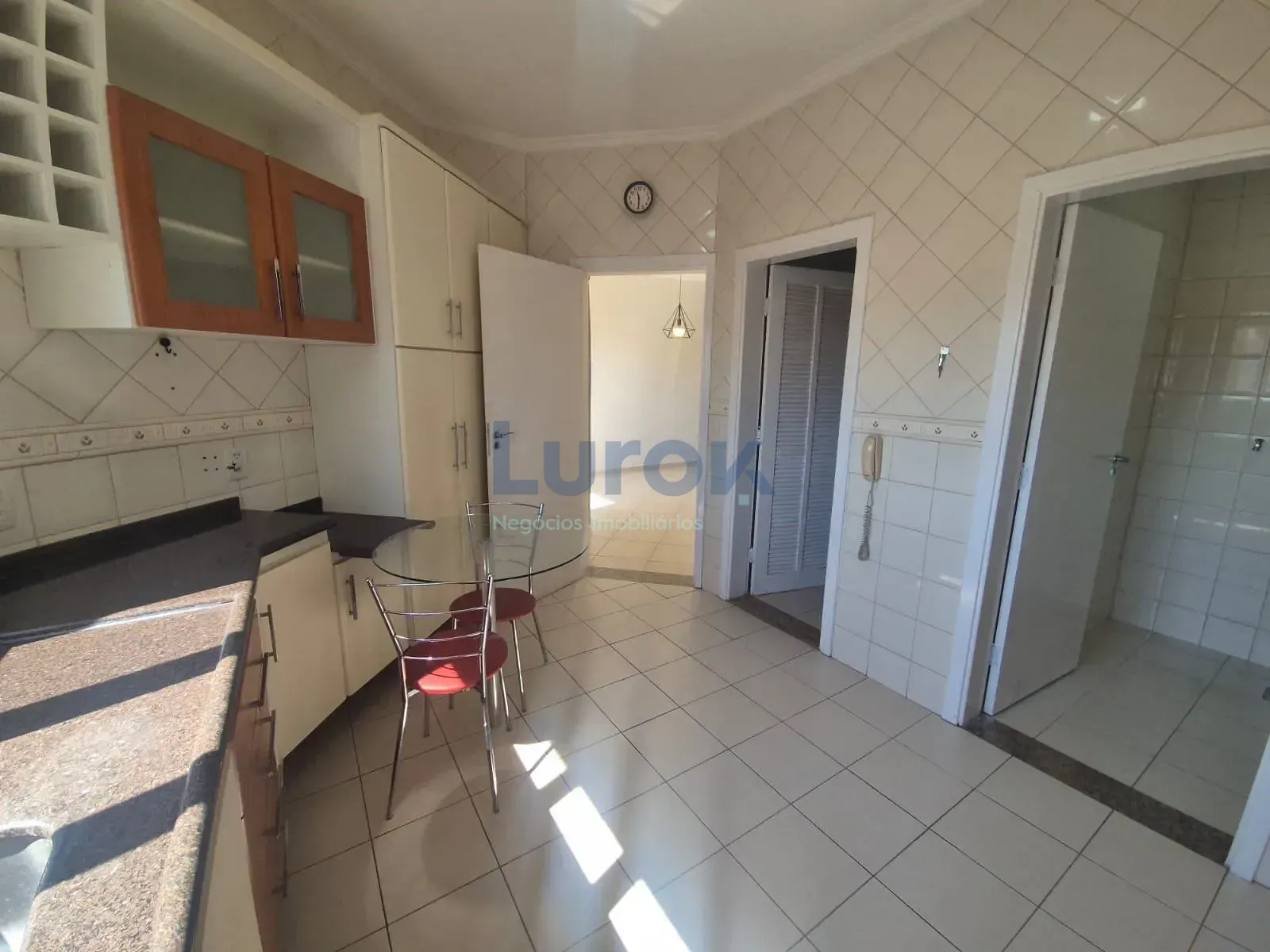 Casa, 3 quartos, 234 m² - Foto 17