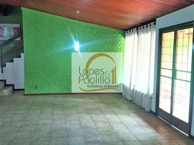 Casa com 591m² 3 quartos e 3 banheiros, à venda, no bairro Vila Santista em Atibaia
