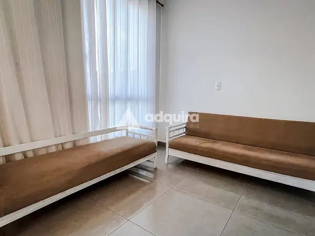 Casa com 126m² 2 quartos e 1 banheiro, à venda, no bairro Cará-cará em Ponta Grossa