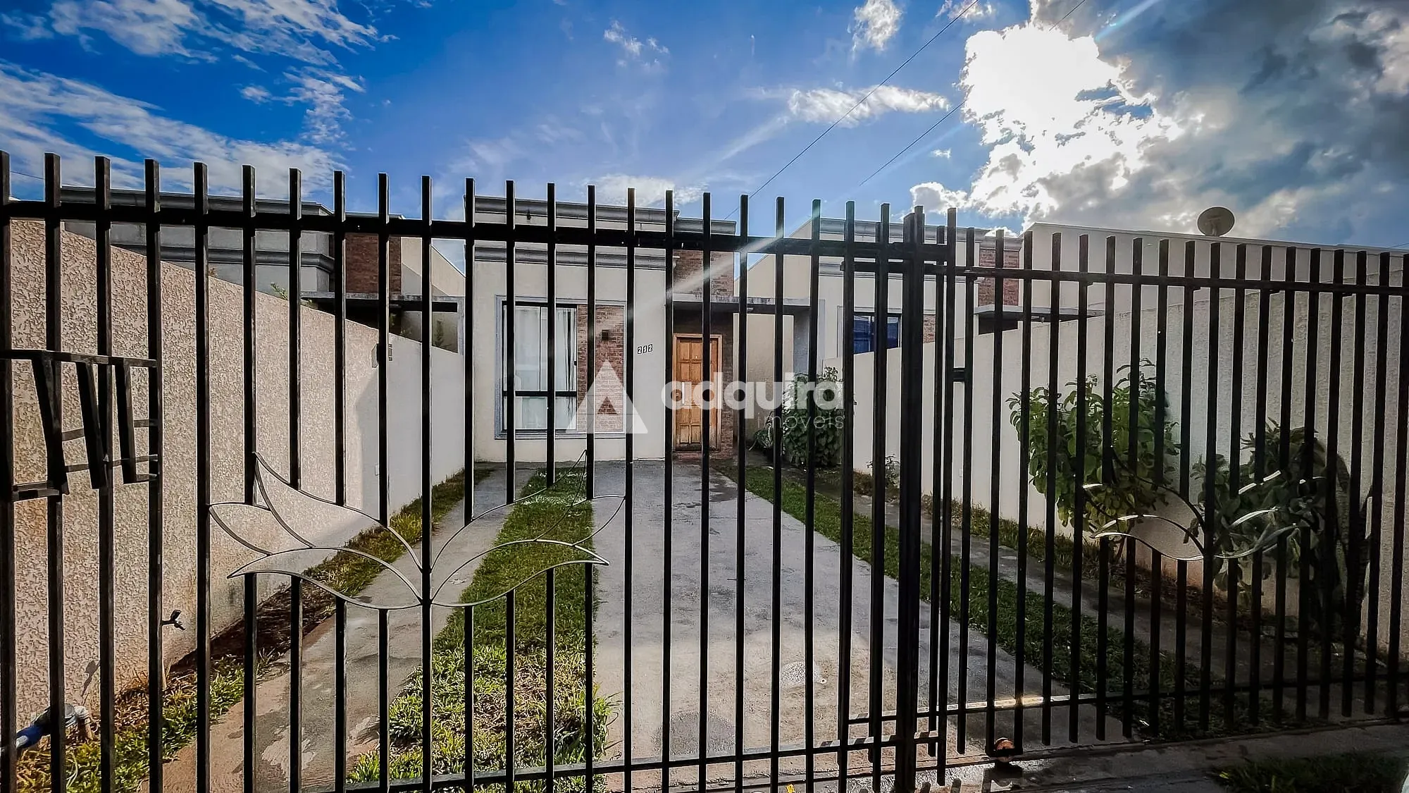 Casa, 2 quartos, 52 m² - Foto 1