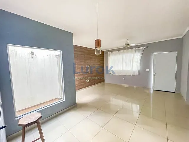 Casa com 200m² 4 quartos e 4 banheiros, à venda, no bairro Parque Jambeiro em Campinas