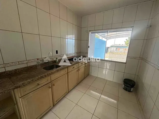 Casa com 138m² 2 quartos e 2 banheiros, à venda, no bairro Jardim Carvalho em Ponta Grossa