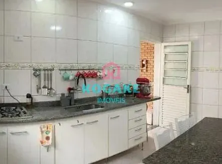 Casa, 3 quartos, 245 m² - Foto 4