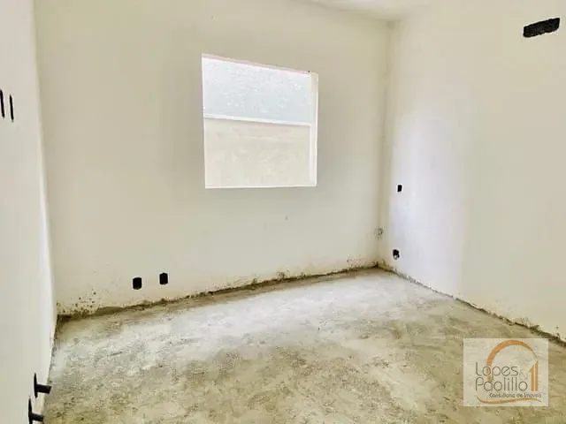 Casa com 189m² 3 quartos e 3 banheiros, à venda, no bairro Vila Petrópolis em Atibaia