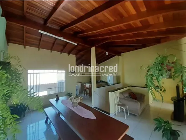 Casa com 290m², à venda, no bairro Belle Ville em Londrina