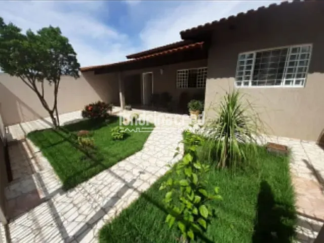 Casa com 290m², à venda, no bairro Belle Ville em Londrina