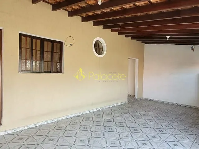 Casa com 171m² 2 quartos e 1 banheiro, à venda, no bairro Maria Áurea em Pindamonhangaba