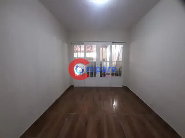 Casa com 150m² 2 quartos e 1 banheiro, à venda, no bairro Parque Renato Maia em Guarulhos