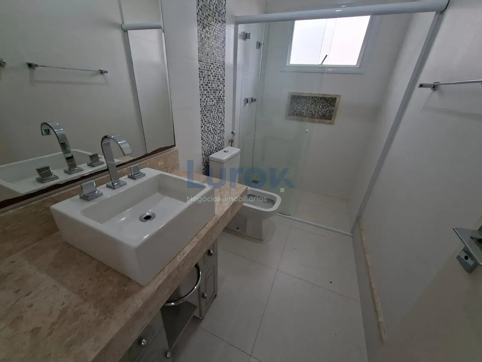 Casa, 3 quartos, 200 m² - Foto 15