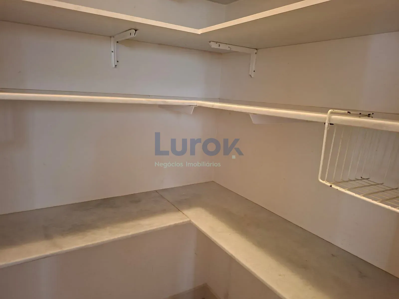Casa, 3 quartos, 200 m² - Foto 4