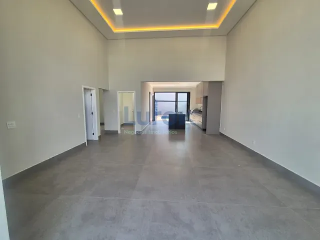 Casa com 300m² 3 quartos e 5 banheiros, à venda, no bairro Bosque dos Eucaliptos em Valinhos