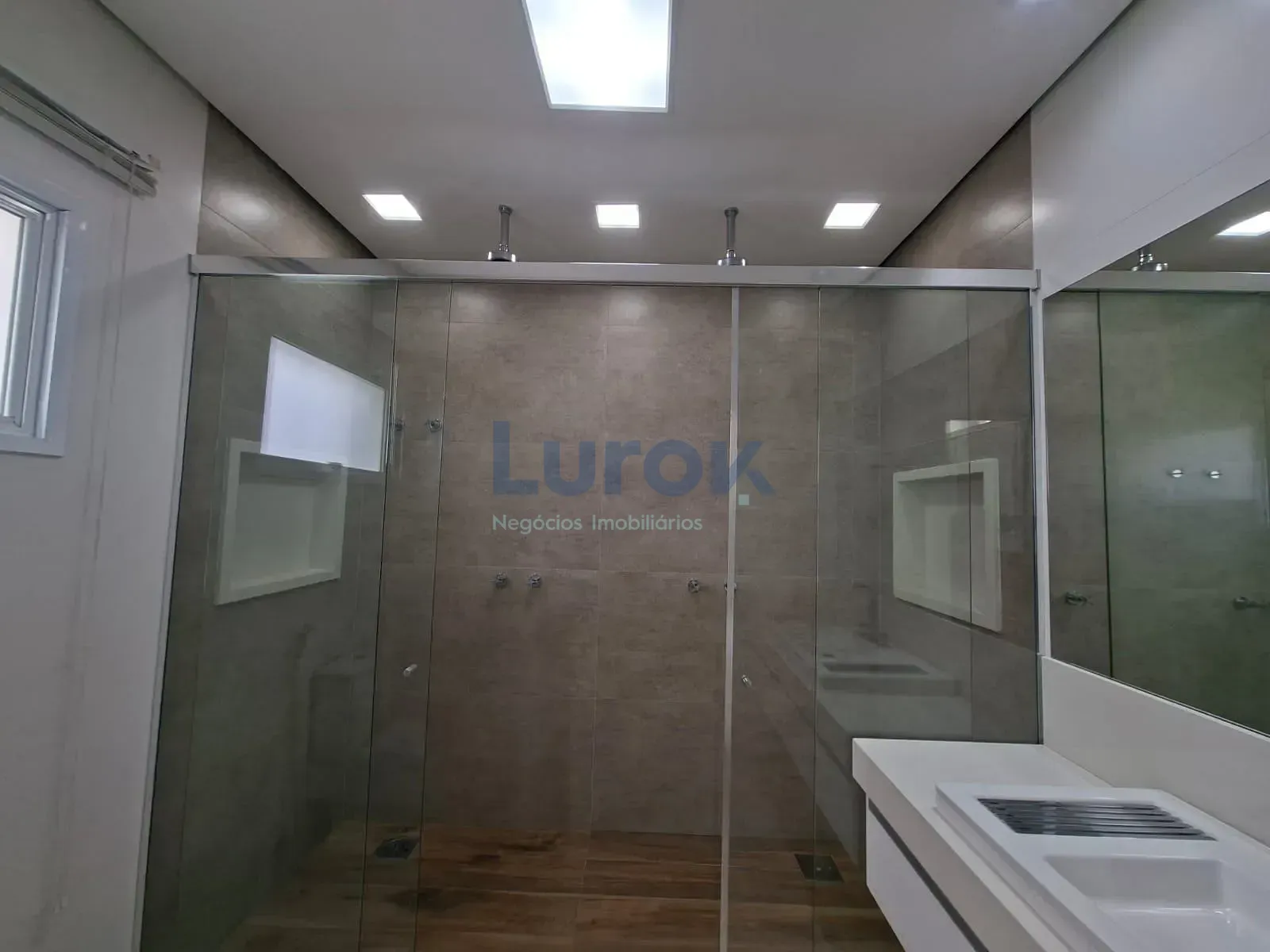 Casa, 3 quartos, 259 m² - Foto 33