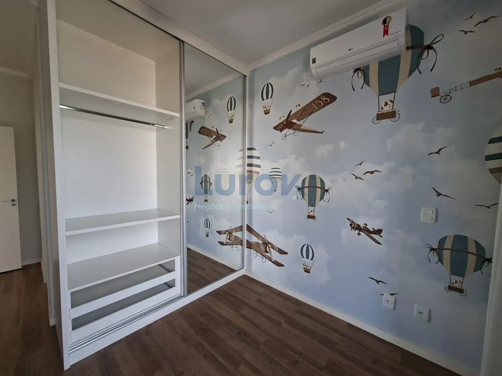 Casa, 3 quartos, 259 m² - Foto 28