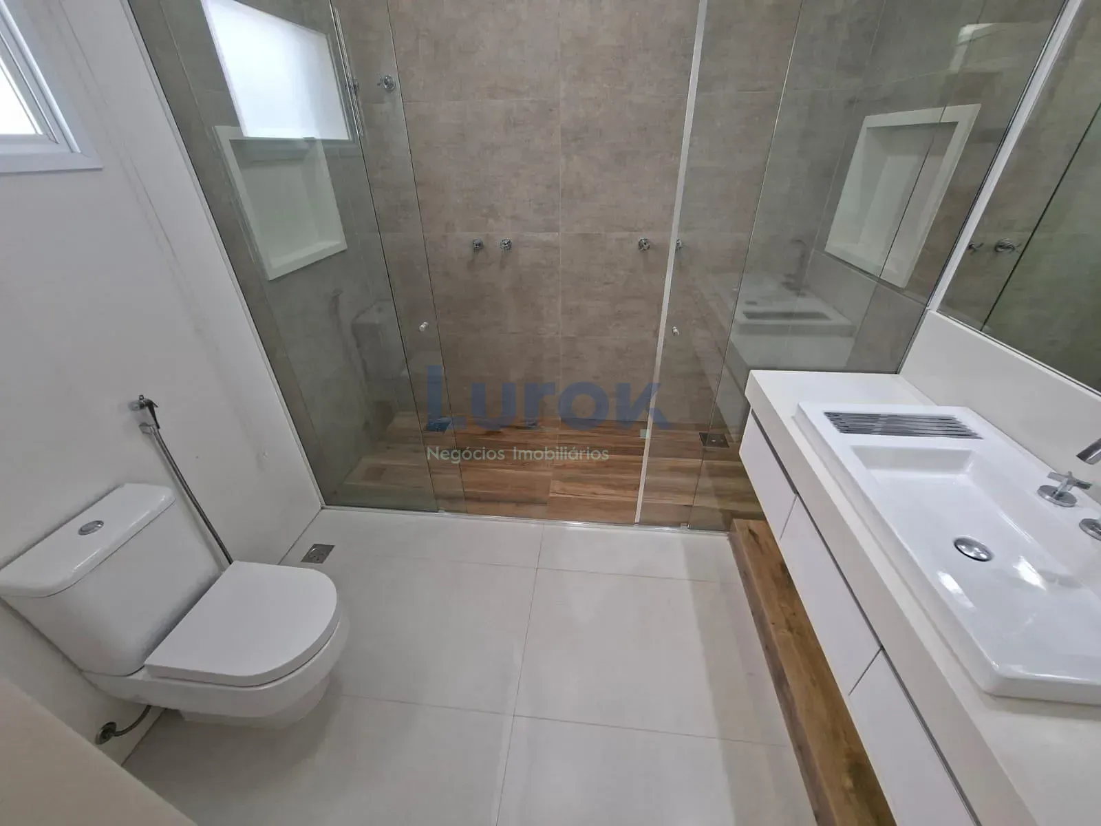 Casa, 3 quartos, 259 m² - Foto 60