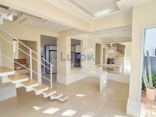 Casa com 224m² 3 quartos e 3 banheiros, para alugar, no bairro Vila Jair em Valinhos