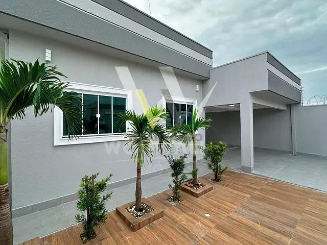 Casa com 300m² 3 quartos e 2 banheiros, à venda, no bairro Flor do Cerrado em Anápolis