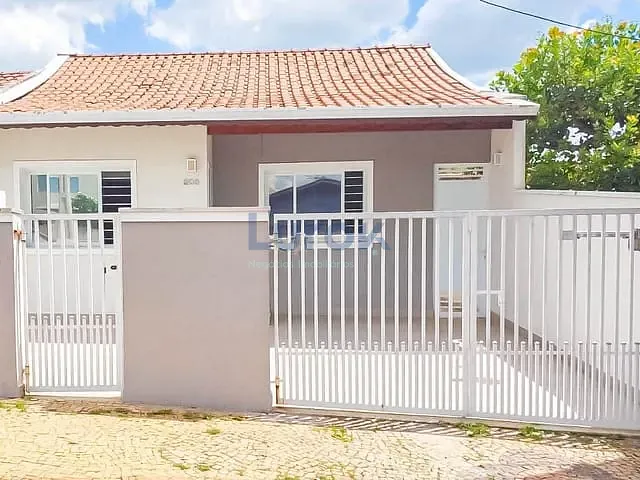Casa com 150m² 2 quartos e 1 banheiro, para alugar, no bairro Vila D'Agostinho em Valinhos