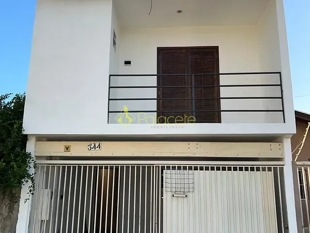 Casa com 125m² 4 quartos e 3 banheiros, à venda, no bairro Araretama em Pindamonhangaba