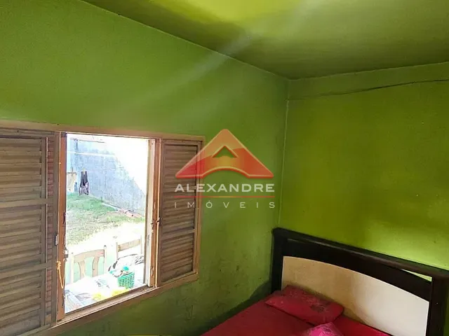 Casa 3 quartos e 2 banheiros, à venda, no bairro Jardim Valparaíba em São José dos Campos