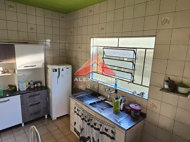 Casa 3 quartos e 2 banheiros, à venda, no bairro Jardim Valparaíba em São José dos Campos
