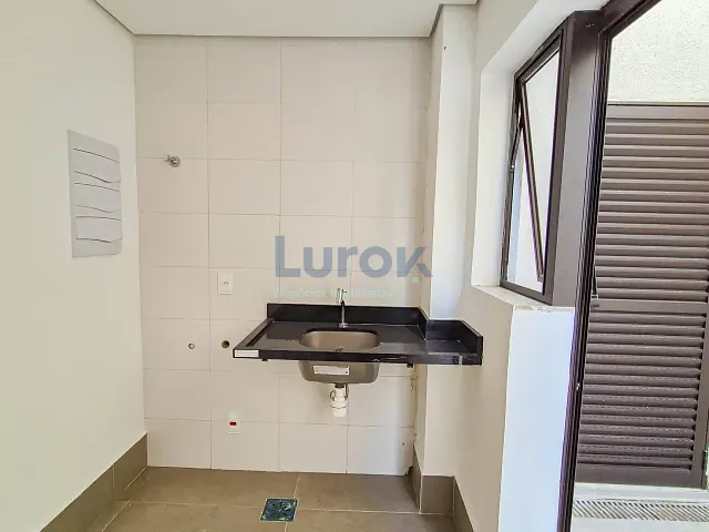 Casa com 140m² 3 quartos e 4 banheiros, à venda, no bairro Vista Alegre em Vinhedo