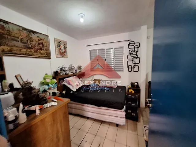 Casa com 300m² 3 quartos e 2 banheiros, à venda, no bairro Alto da Ponte em São José dos Campos