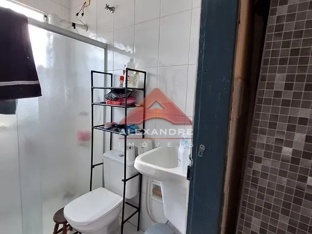 Casa com 300m² 3 quartos e 2 banheiros, à venda, no bairro Alto da Ponte em São José dos Campos