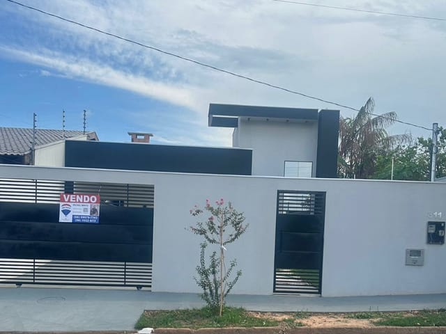 Foto do Casa - Casa tipo para venda em Vila Adriana com 2 quartos, sendo 1 suíte, 149m² | Lares e Andares Imóveis