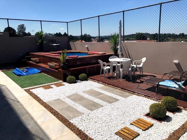 Casa com 400m² 4 quartos e 5 banheiros, à venda, no bairro Morada dos Pinheiros (Aldeia da Serra) em Santana de Parnaíba